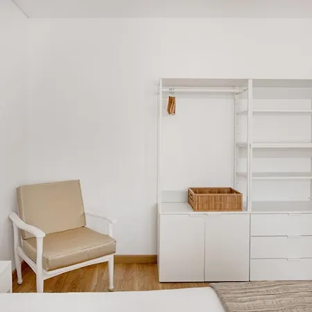 Principe Real Sunny Apartment Lisbon