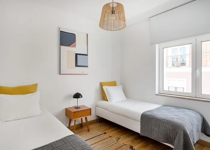 Principe Real Sunny Διαμέρισμα *